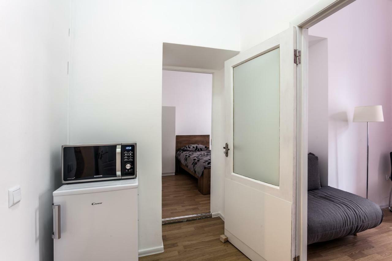 Modern Apartment In Lviv Historic Centre Eksteriør bilde